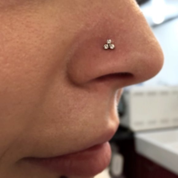 Neometal Trinity Gem Threadless End - Picture 3 of 5